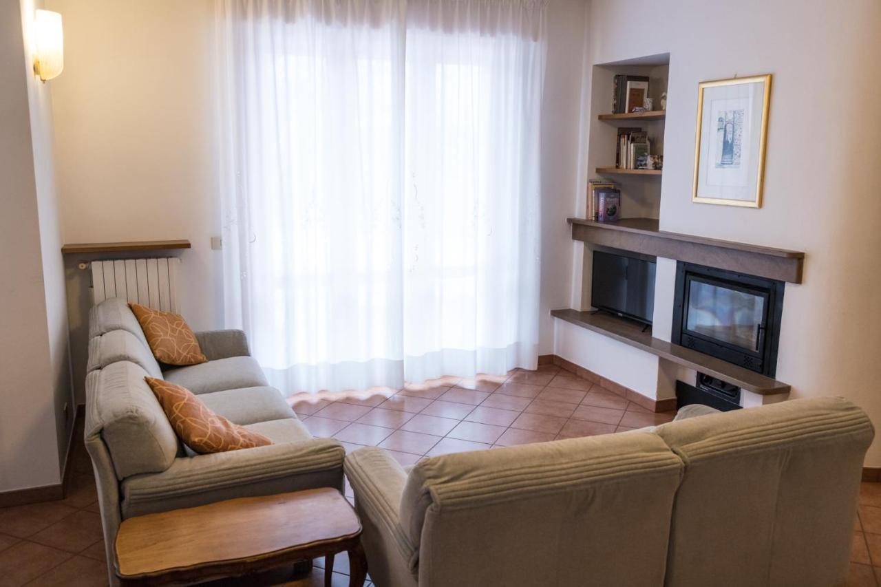 安吉亚里Casa Del Carmine别墅 外观 照片