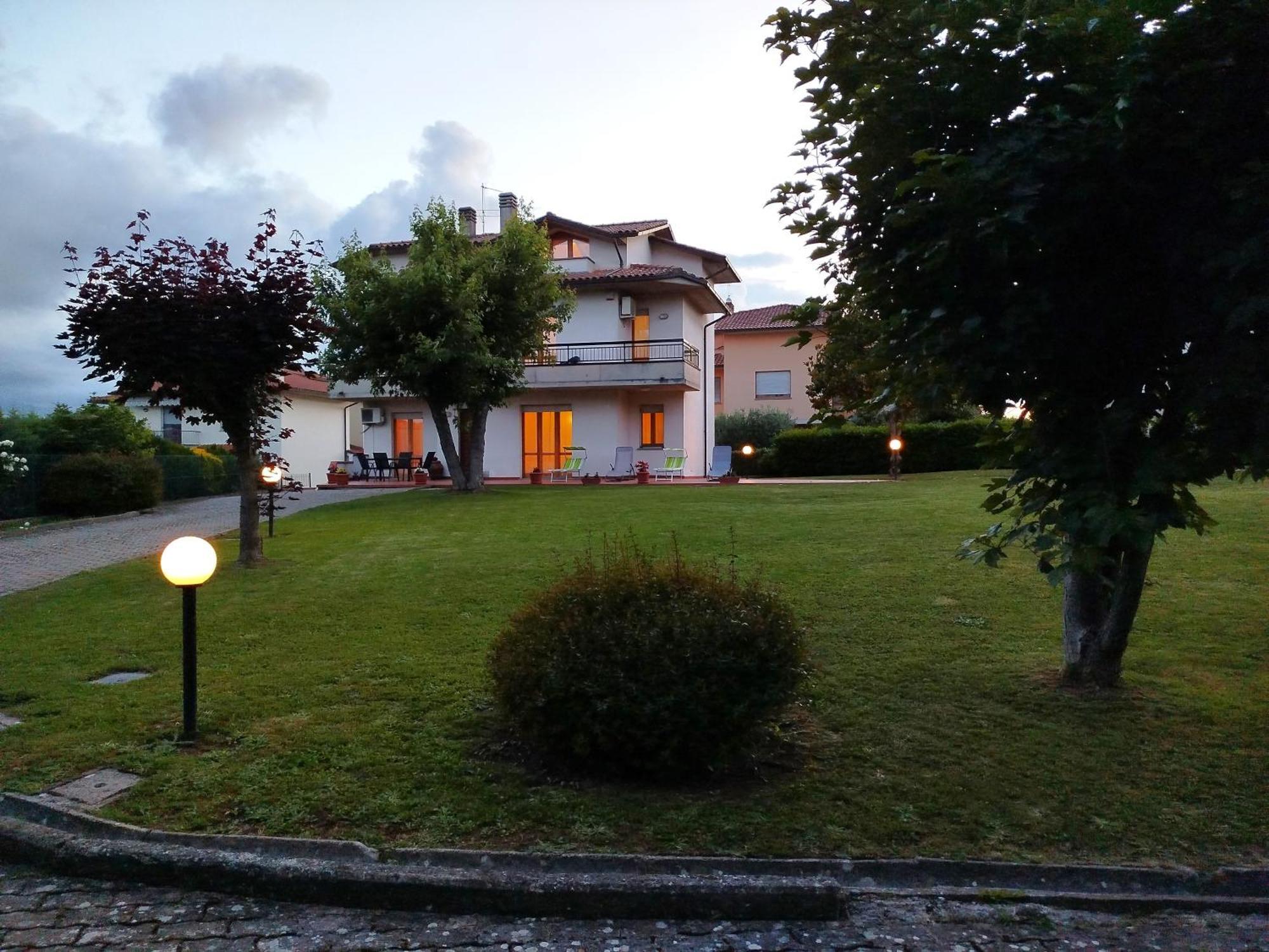 安吉亚里Casa Del Carmine别墅 外观 照片